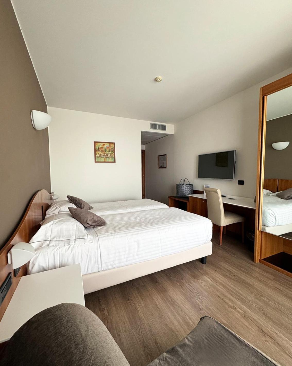 Hotel Villa Letizia Bardolino Esterno foto